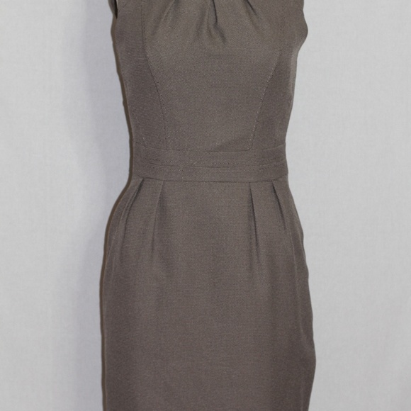 Atmosphere Brown Does - Picture 7 of 9